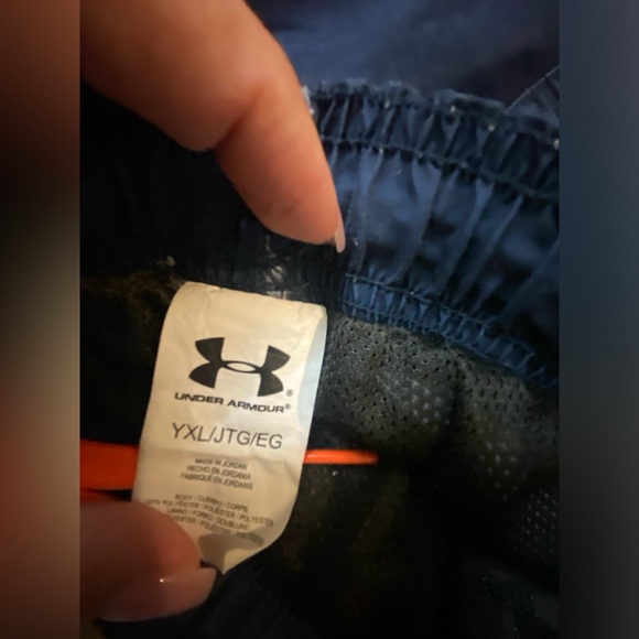 Under Armour Swim Trunks - Picture 3 of 6